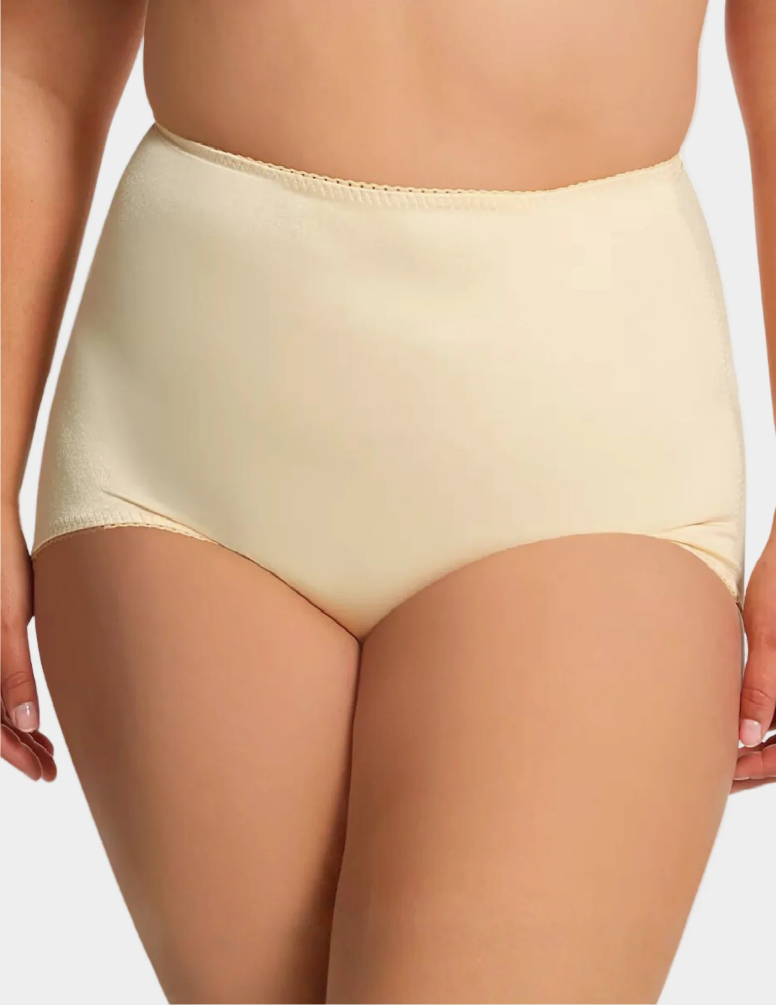 Panty Brief Light Shaping - Image 3