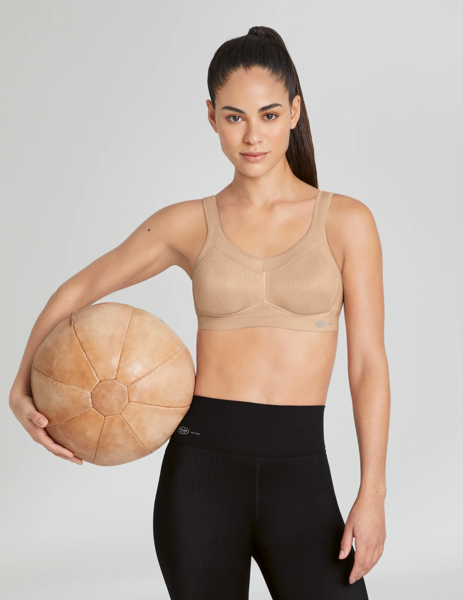 Momentum Extra Firm Wireless Sports Bra - Image 5