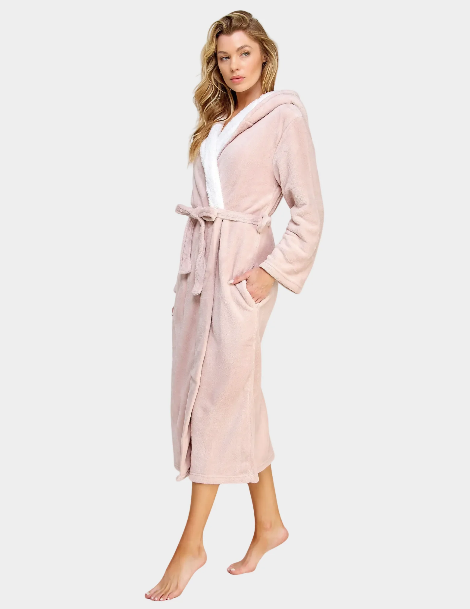 Janette Robe - Image 3