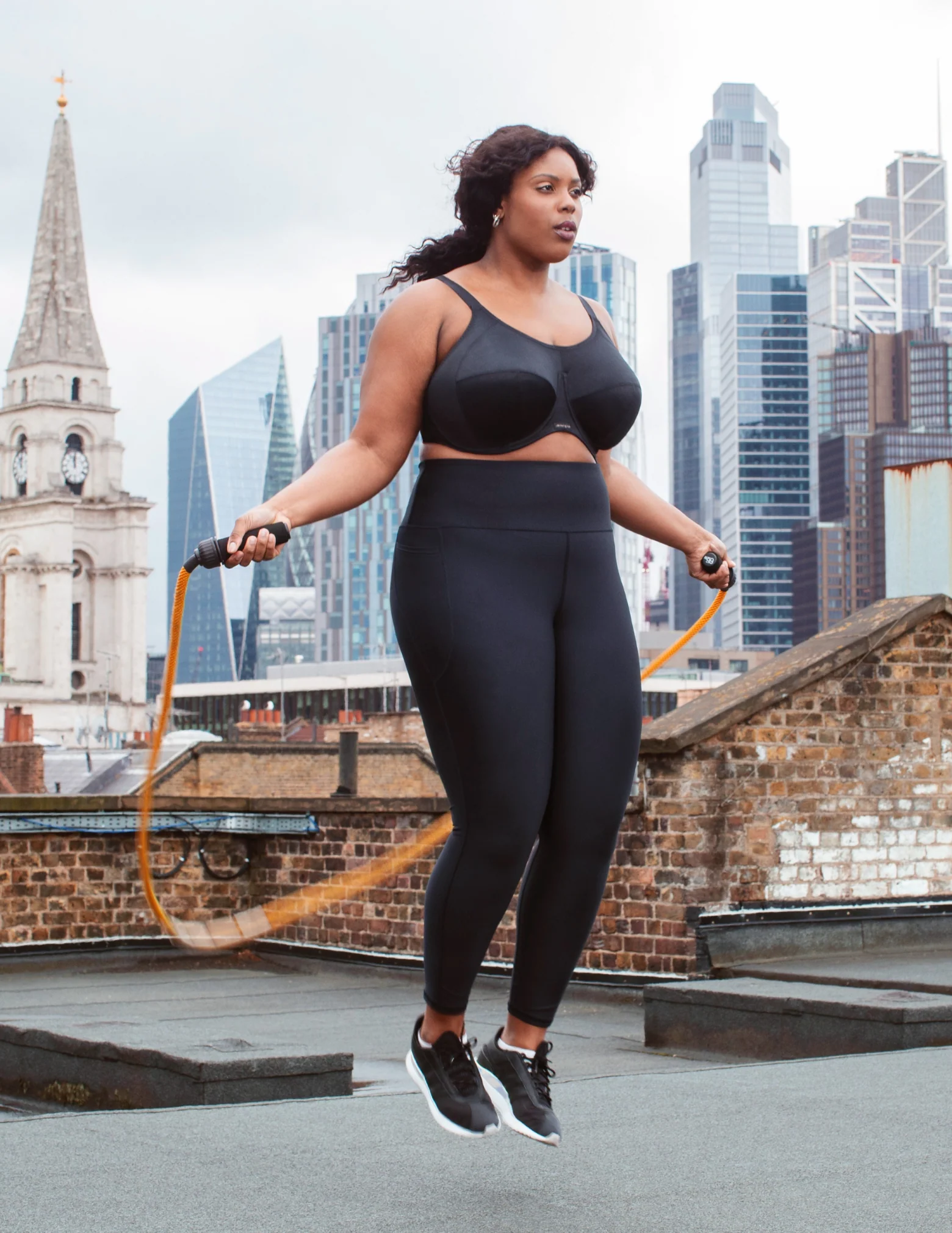 Energise Underwire Sports Bra - Image 5