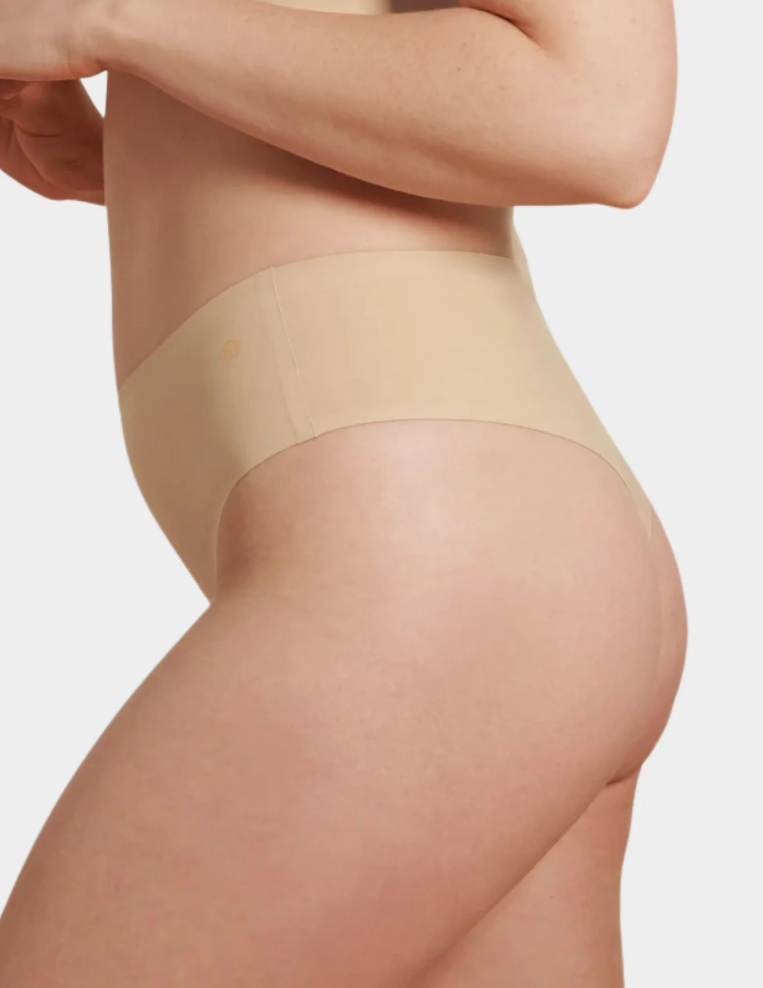 Seamless High-Waisted Thong - Image 3