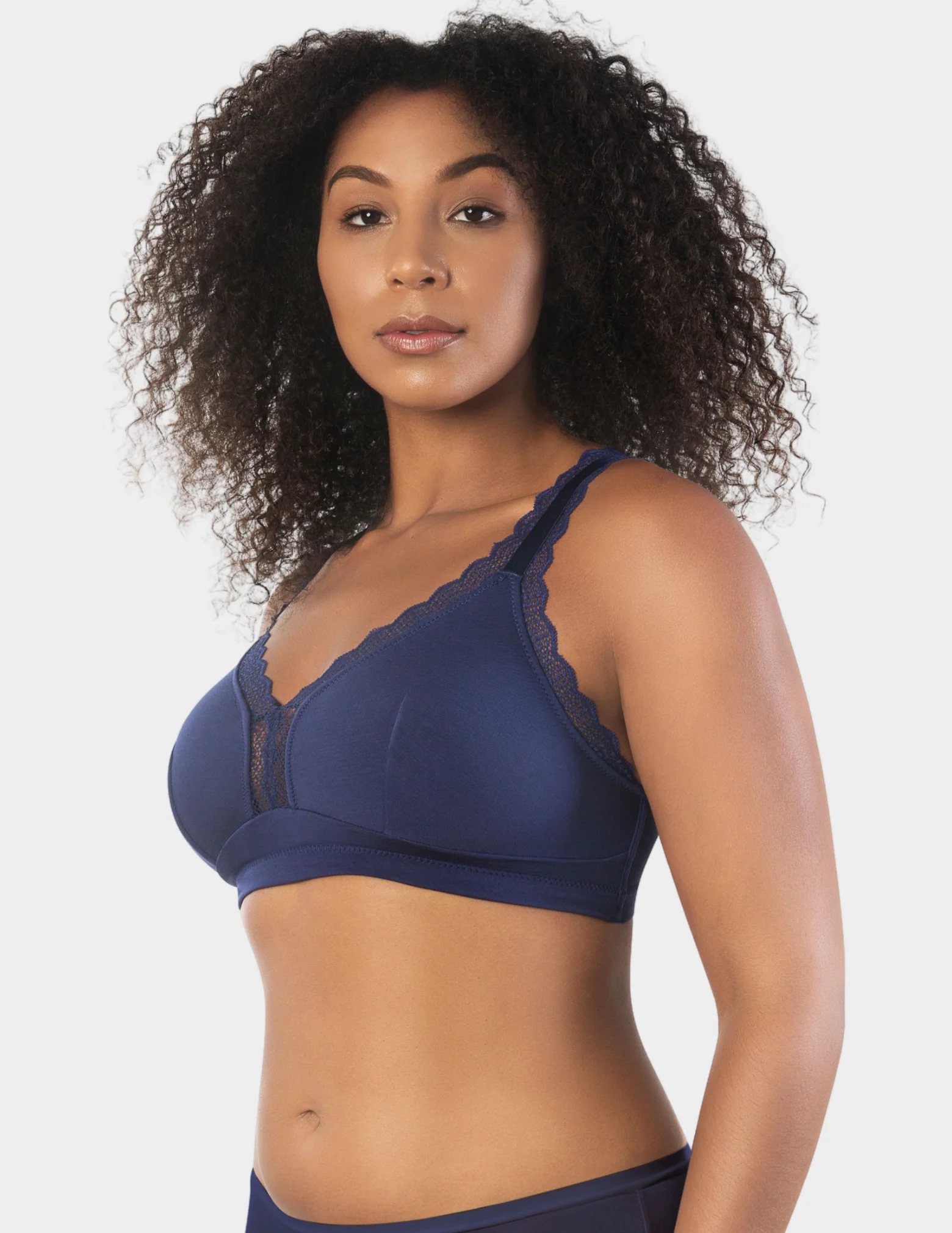 Dalis Wireless Seamed Bralette - Image 3