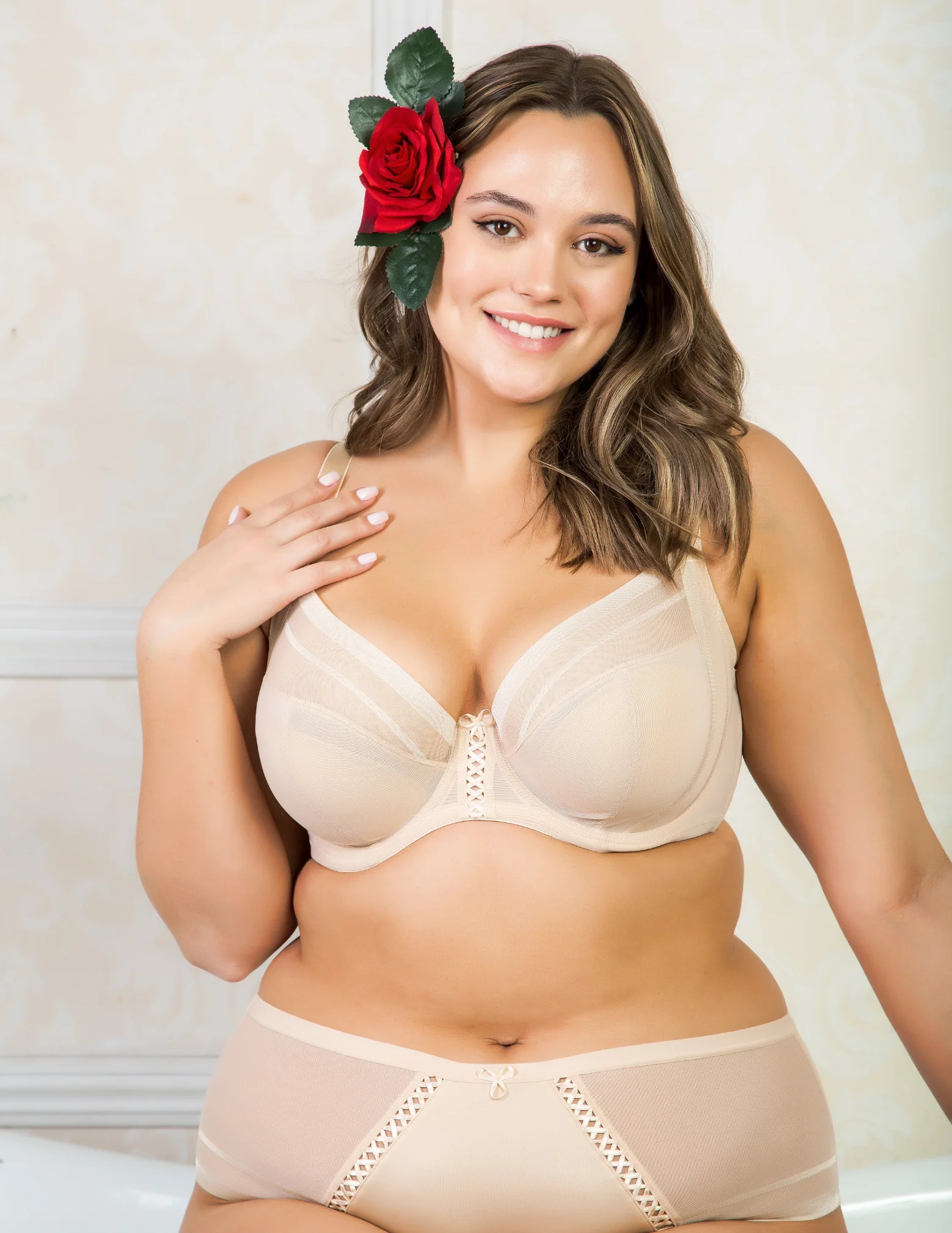 Shea Unlined Underwire Plunge Bra - Image 7